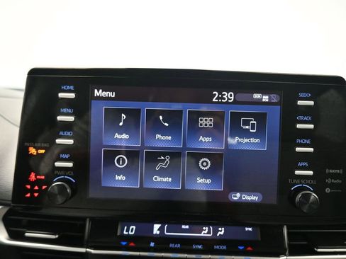 Used 2021 Toyota Sienna LE image 17