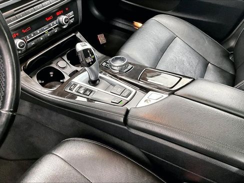 Used 2014 BMW 528i Sedan image 13