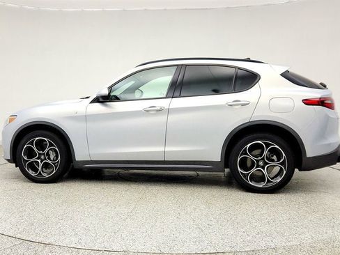 Used 2022 Alfa Romeo Stelvio Ti AWD/4WD image 8