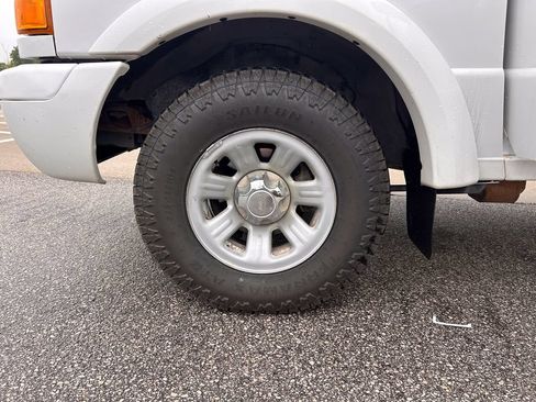 Used 2001 Ford Ranger 2WD Regular Cab image 24