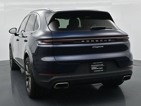 Certified 2024 Porsche Cayenne AWD/4WD image 6