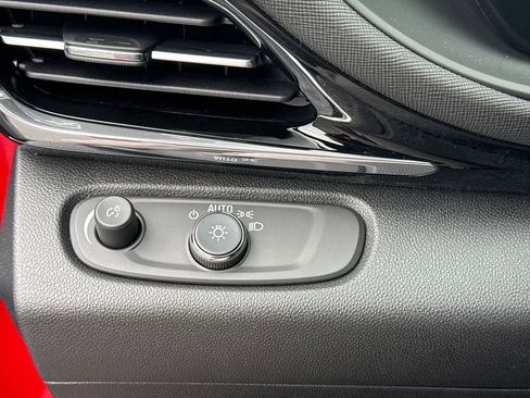 New 2026 Buick Envista Avenir FWD image 19