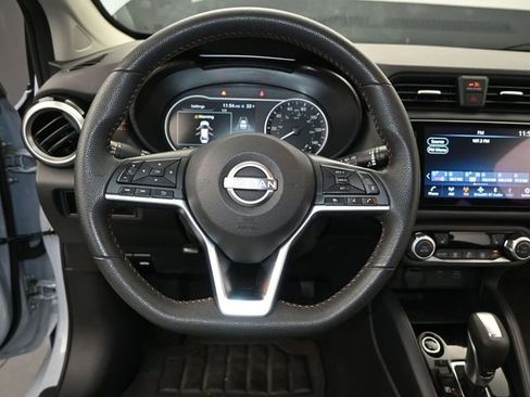 Used 2025 Nissan Versa SR w/ Electronics Package image 7