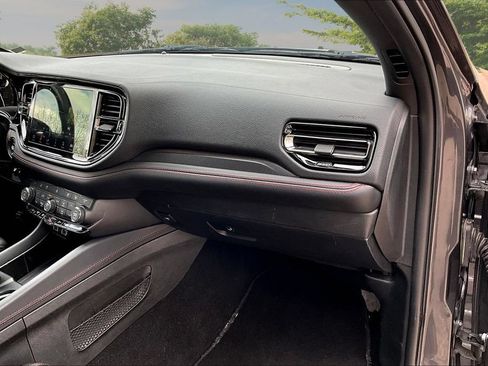 Used 2024 Dodge Durango GT AWD/4WD image 16