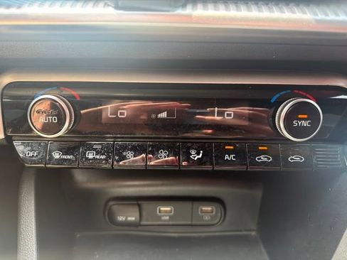 Used 2022 Kia K5 GT-Line w/ GT-Line FWD Premium Package image 27