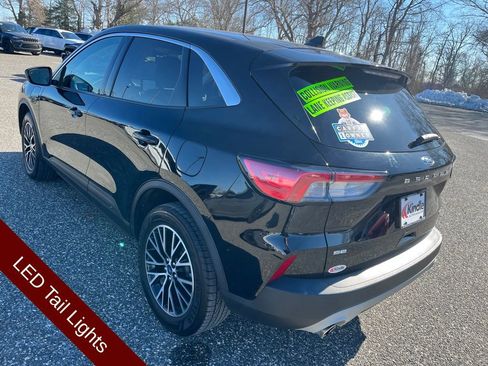 Used 2021 Ford Escape SE image 24