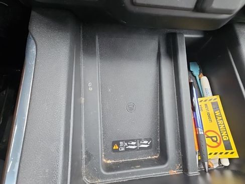 Used 2020 GMC Sierra 1500 SLT w/ SLT Premium Plus Package image 17