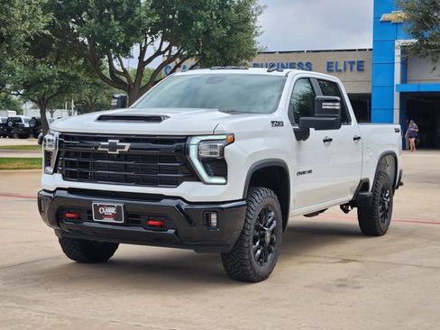New 2026 Chevrolet Silverado 2500 LT w/ Trail Boss Package AWD/4WD image 12