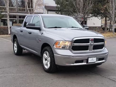 Used 2023 RAM 1500 Classic SLT image 3