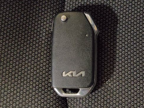 Used 2024 Kia Forte LXS w/ LXS Technology Package FWD image 32