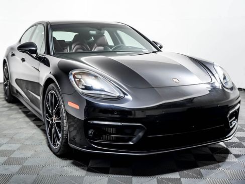 Certified 2023 Porsche Panamera 4 w/ Premium Package AWD/4WD image 8