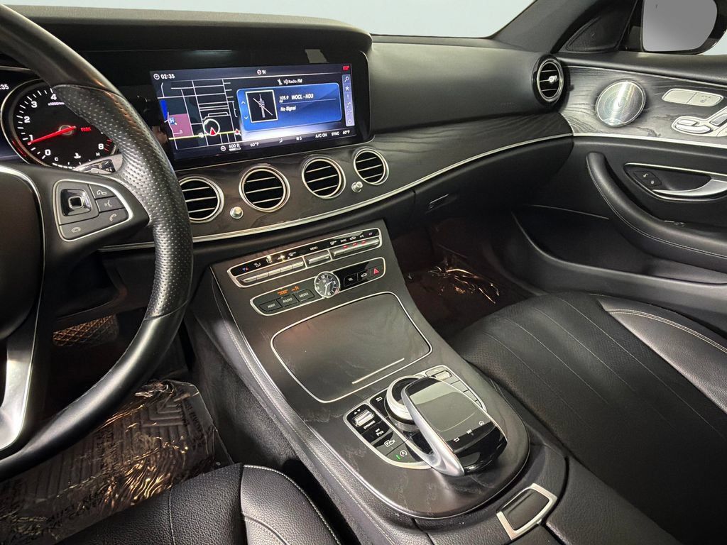 Used 2018 Mercedes-Benz E 300 image 19