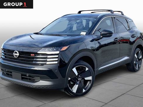 Used 2025 Nissan Kicks SR image 1