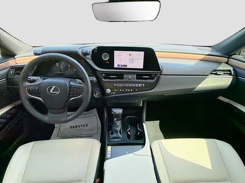 Used 2024 Lexus ES 350 w/ Premium Package image 16