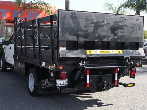 Used 2017 Ford F550 XLT image 7