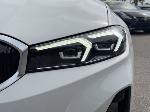 New 2025 BMW 330i 330i w/ Convenience Package image 10