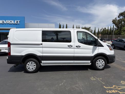 Used 2024 Ford Transit 250 Low Roof w/ Exterior Upgrade Package RWD image 10