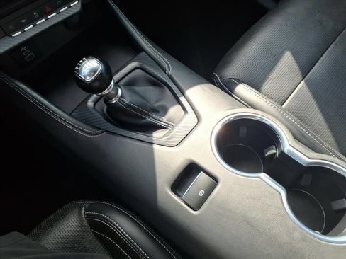 Used 2025 Ford Mustang GT Premium RWD image 26