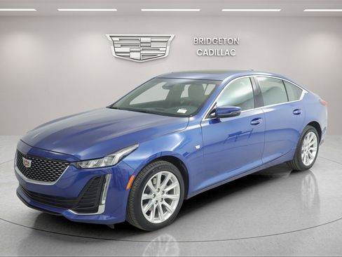 Used 2023 Cadillac CT5 Luxury w/ Sun And Sound Package image 3