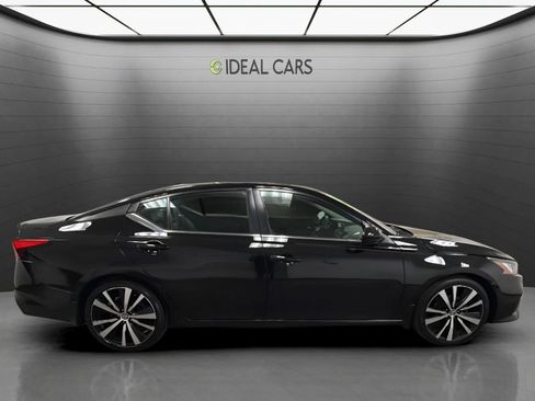 Used 2019 Nissan Altima 2.5 SR FWD image 4