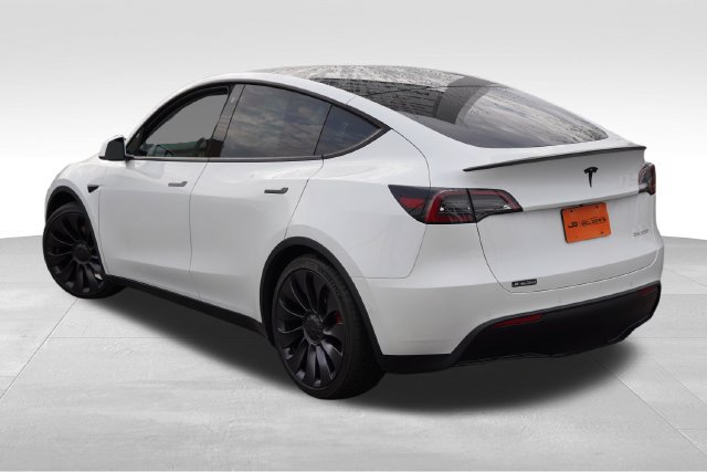 Used 2022 Tesla Model Y Performance AWD/4WD image 7