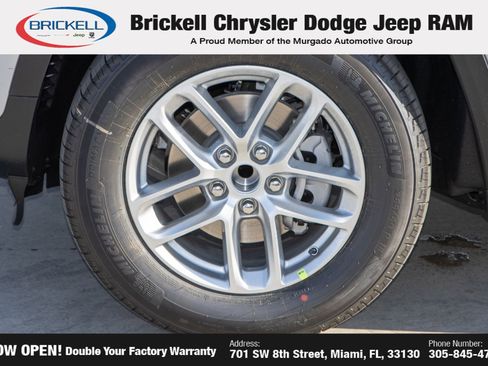 New 2025 Jeep Grand Cherokee Laredo image 34