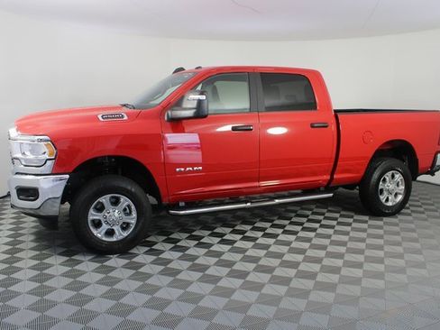 Used 2024 RAM 2500 Big Horn w/ Bed Utility Group image 2