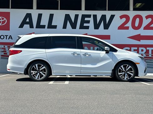 Used 2020 Honda Odyssey Elite image 6