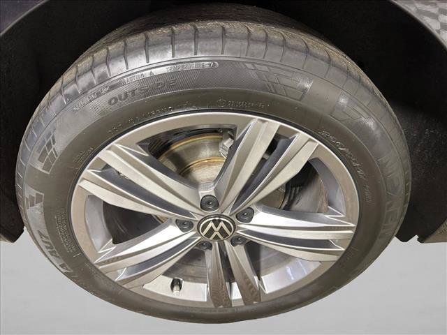 Used 2024 Volkswagen Jetta SE FWD image 17