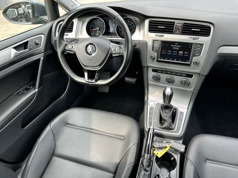 Used 2017 Volkswagen Golf S FWD image 12