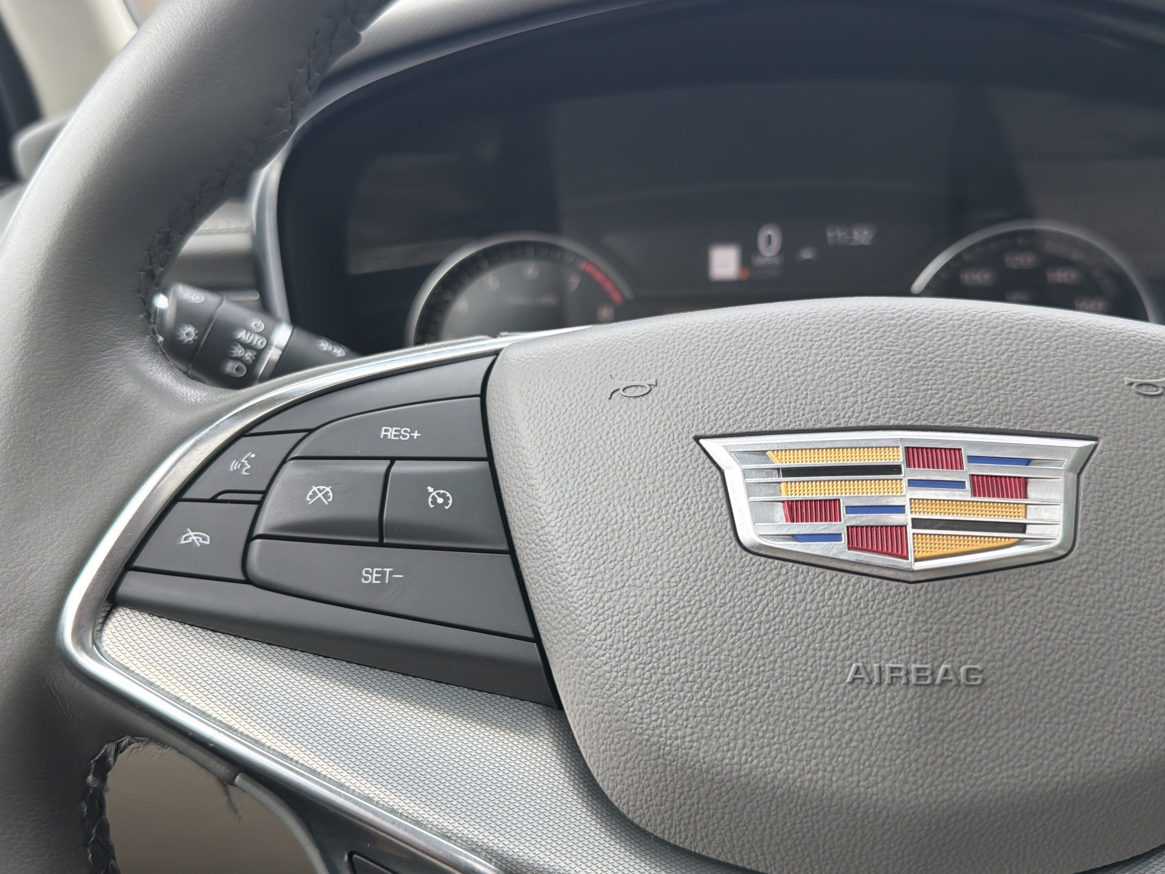 Used 2021 Cadillac XT5 Premium Luxury FWD image 28