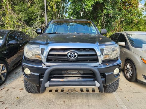 Used 2007 Toyota Tacoma PreRunner w/ SR5 Pkg #2 RWD image 2