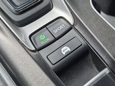 Used 2018 Honda Accord Hybrid image 24