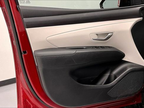 Used 2025 Hyundai Tucson SEL image 20