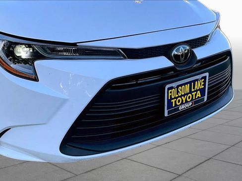 Used 2024 Toyota Corolla LE FWD image 29