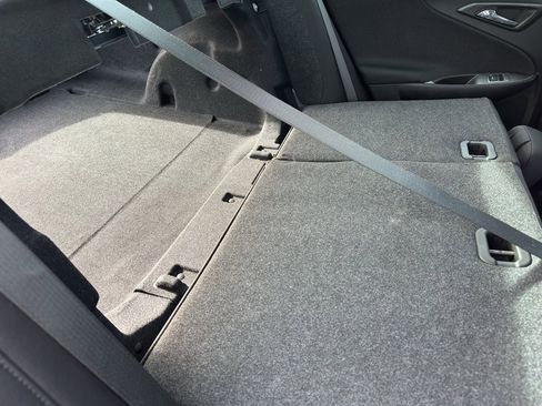 Used 2025 Chevrolet Malibu LT image 37