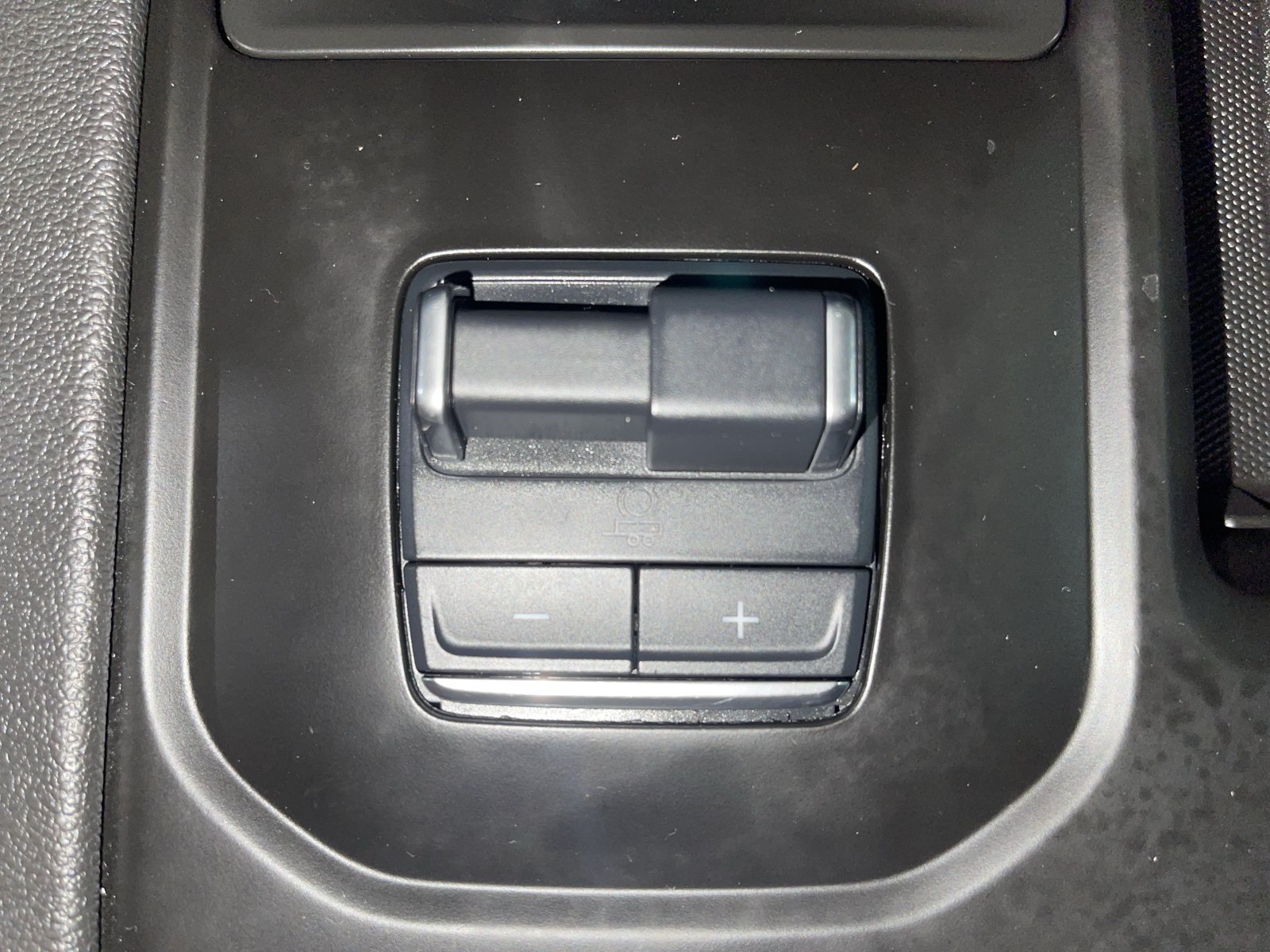 Used 2024 GMC Sierra 1500 AT4 w/ Technology Package AWD/4WD image 28