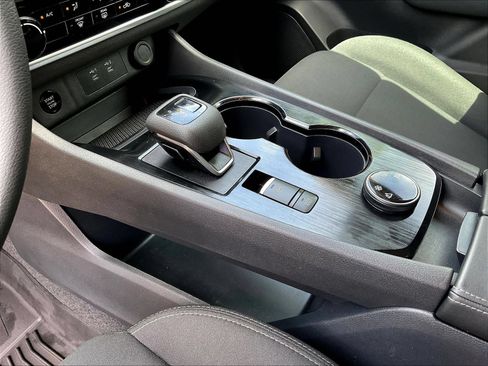 Certified 2025 Nissan Rogue S AWD/4WD image 19