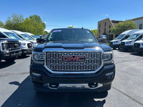Used 2018 GMC Sierra 1500 Denali w/ Denali Ultimate Package AWD/4WD image 2