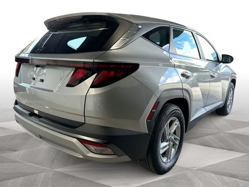Used 2026 Hyundai Tucson SE FWD image 8