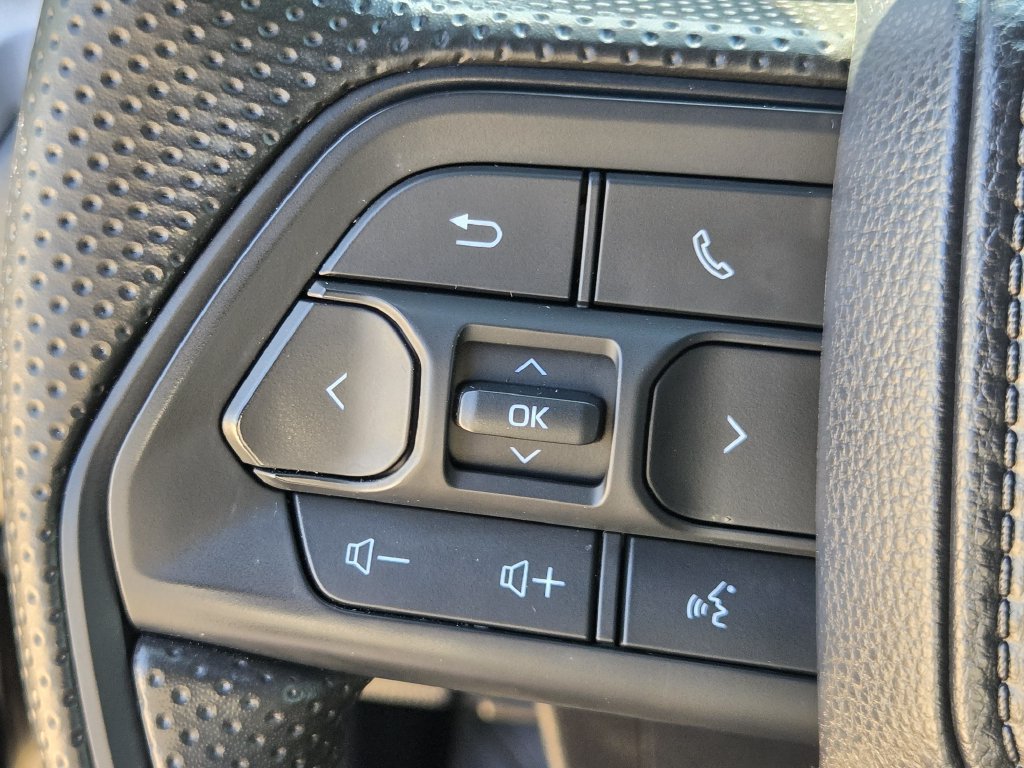 Used 2025 Toyota Tacoma SR5 RWD image 23