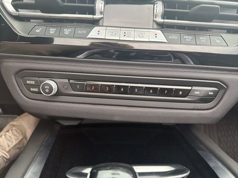 Used 2022 BMW Z4 M40i w/ Premium Package image 32