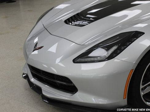Used 2015 Chevrolet Corvette Stingray Convertible w/ 3LT Preferred Equipment Group RWD image 16