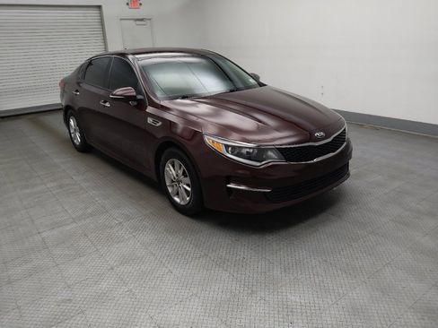 Used 2018 Kia Optima LX FWD image 13