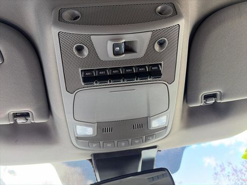 Used 2020 Ford F350 Lariat w/ Lariat Value Package AWD/4WD image 15