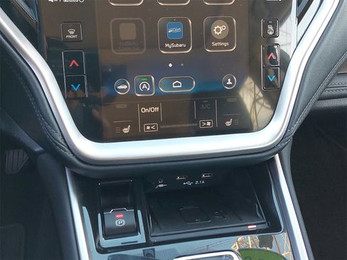 Used 2020 Subaru Outback Limited w/ Tech Package 2 image 25