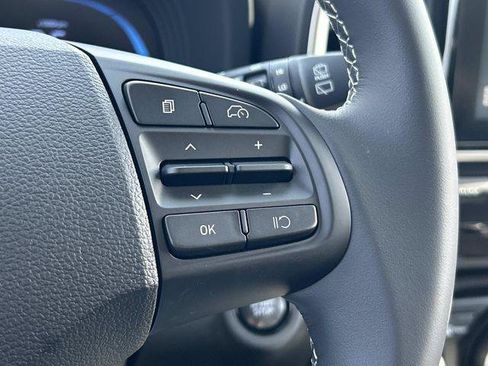New 2026 Hyundai Venue SEL FWD image 9