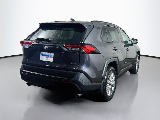 Used 2024 Toyota RAV4 XLE Premium FWD image 23