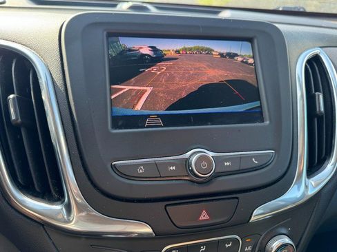 Used 2020 Chevrolet Equinox LT FWD image 20