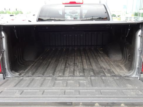 Used 2022 Chevrolet Colorado ZR2 w/ ZR2 Dusk Special Edition AWD/4WD image 8